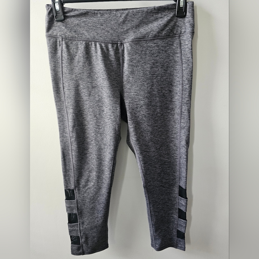 GAIAM Women's Gray Cropped Mesh Leg Design Yoga Leggings, Pants